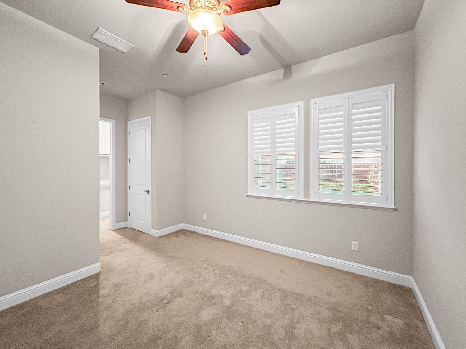 2941 Loyola Ave, Clovis, CA 93619