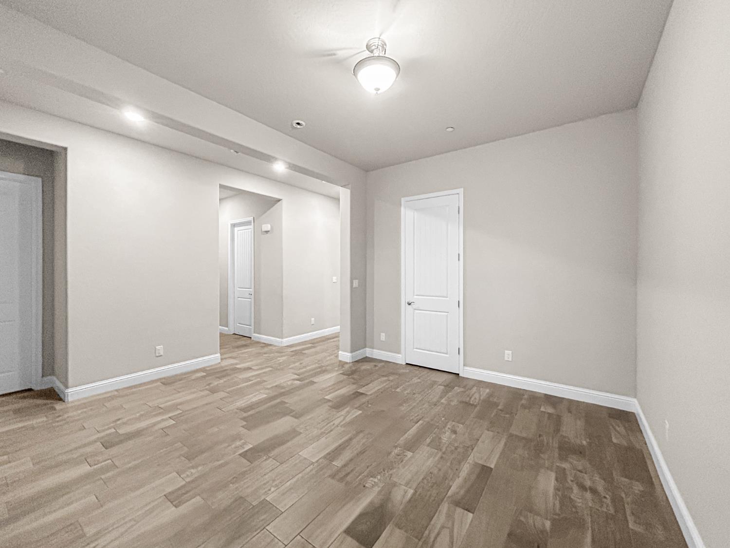 2941 Loyola Ave, Clovis, CA 93619