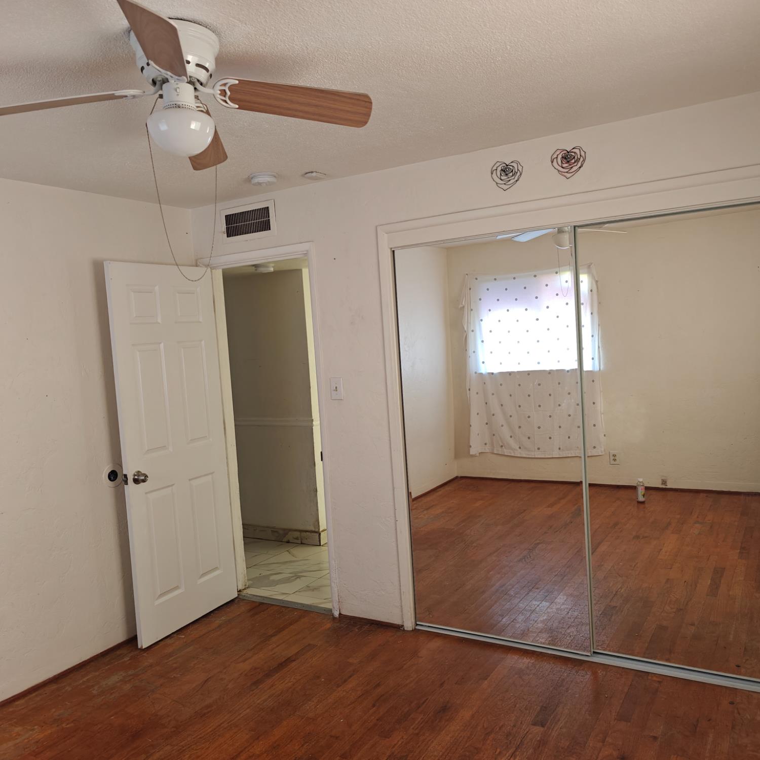 2615 N Bond Ave, Fresno, CA 93703