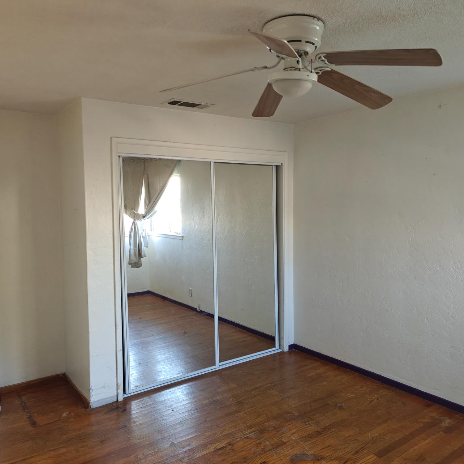 2615 N Bond Ave, Fresno, CA 93703