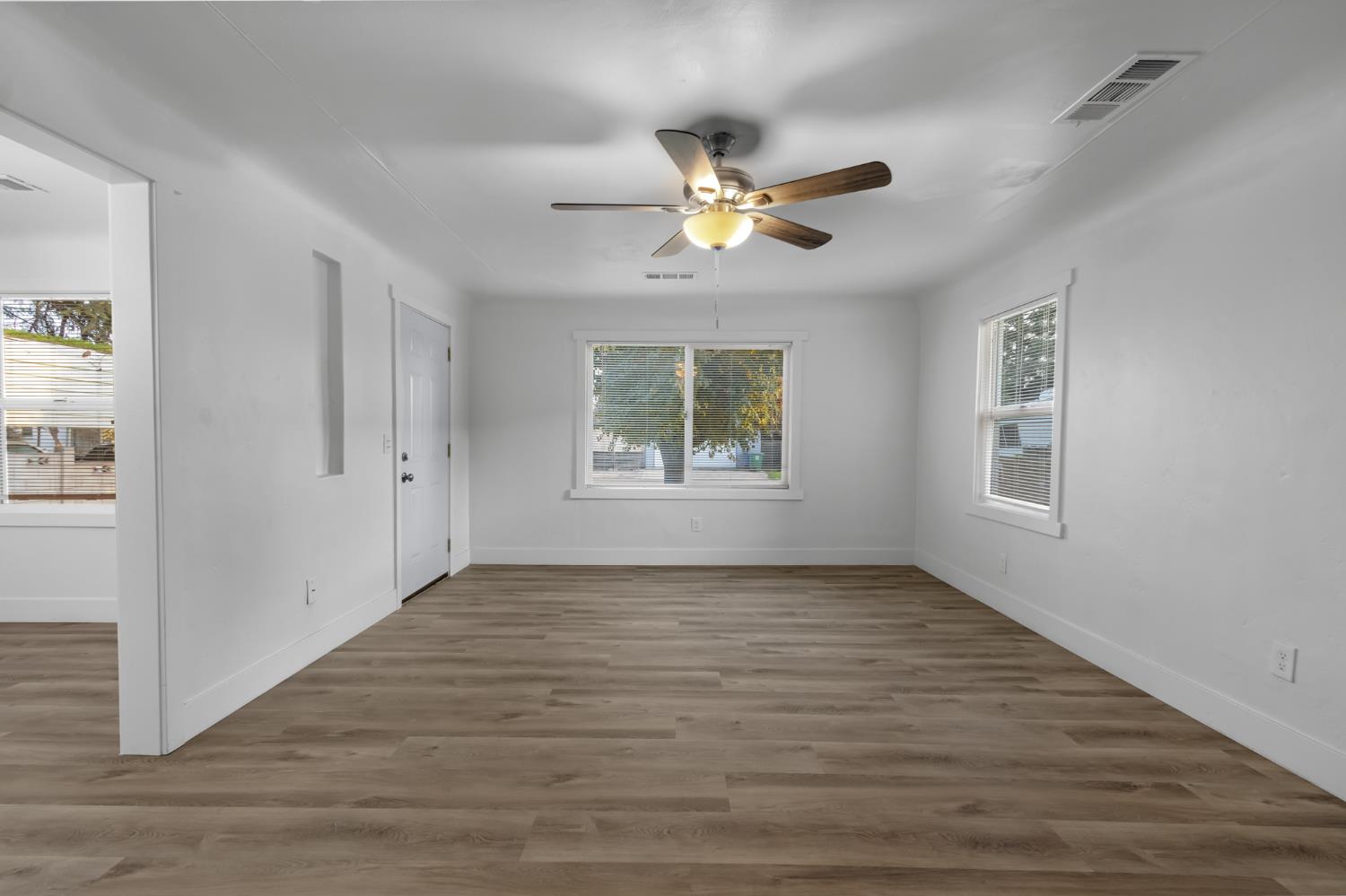 212 Sonoma Ave, Chowchilla, CA 93610