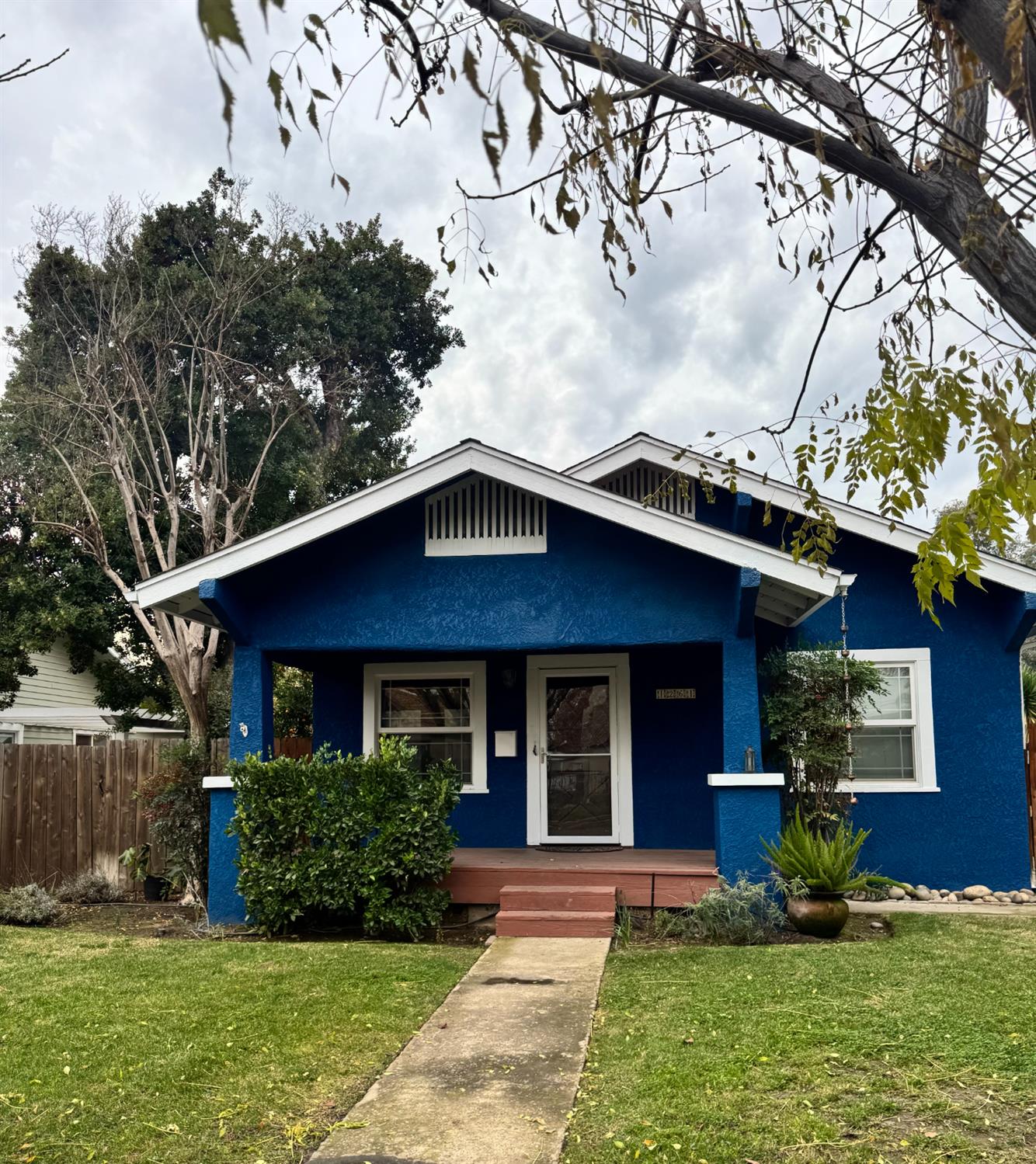 1261 N Glenn Ave N, Fresno, CA 93728