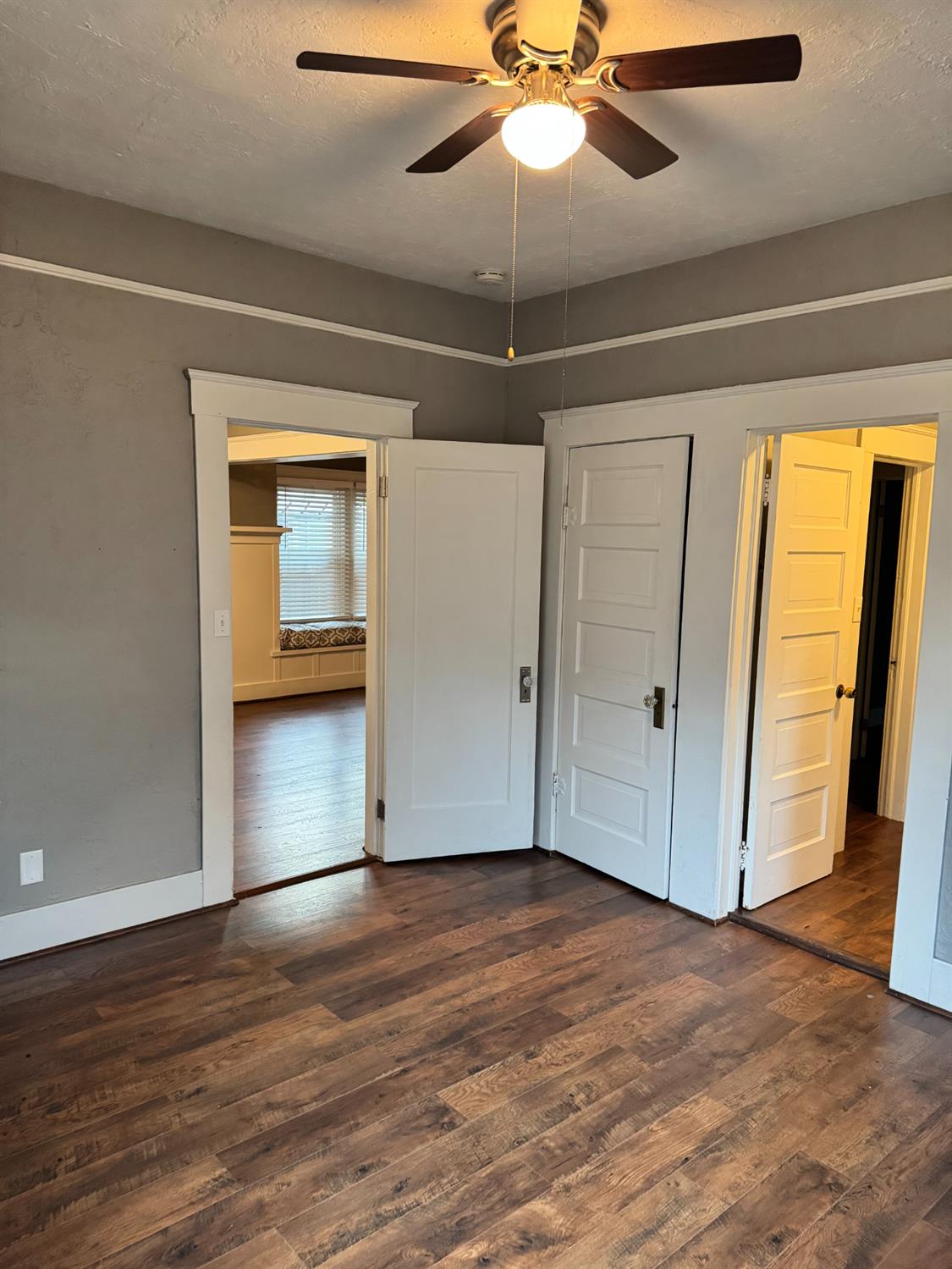 1261 N Glenn Ave N, Fresno, CA 93728