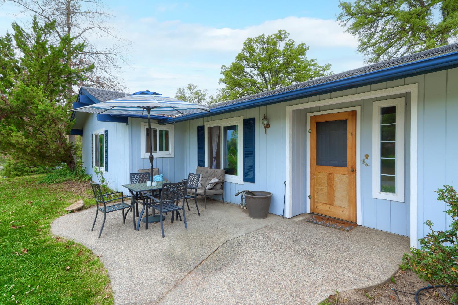 41820 Dillon Cir, Ahwahnee, CA 93601