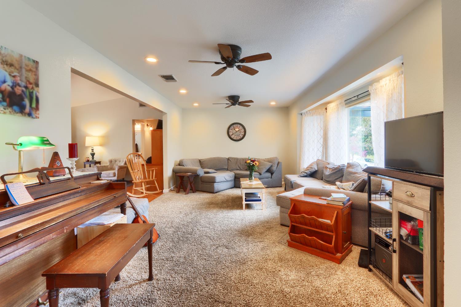 41820 Dillon Cir, Ahwahnee, CA 93601