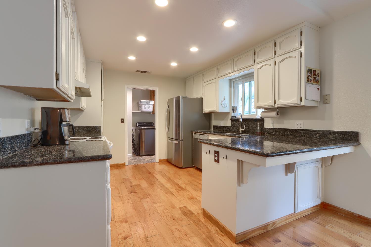 41820 Dillon Cir, Ahwahnee, CA 93601