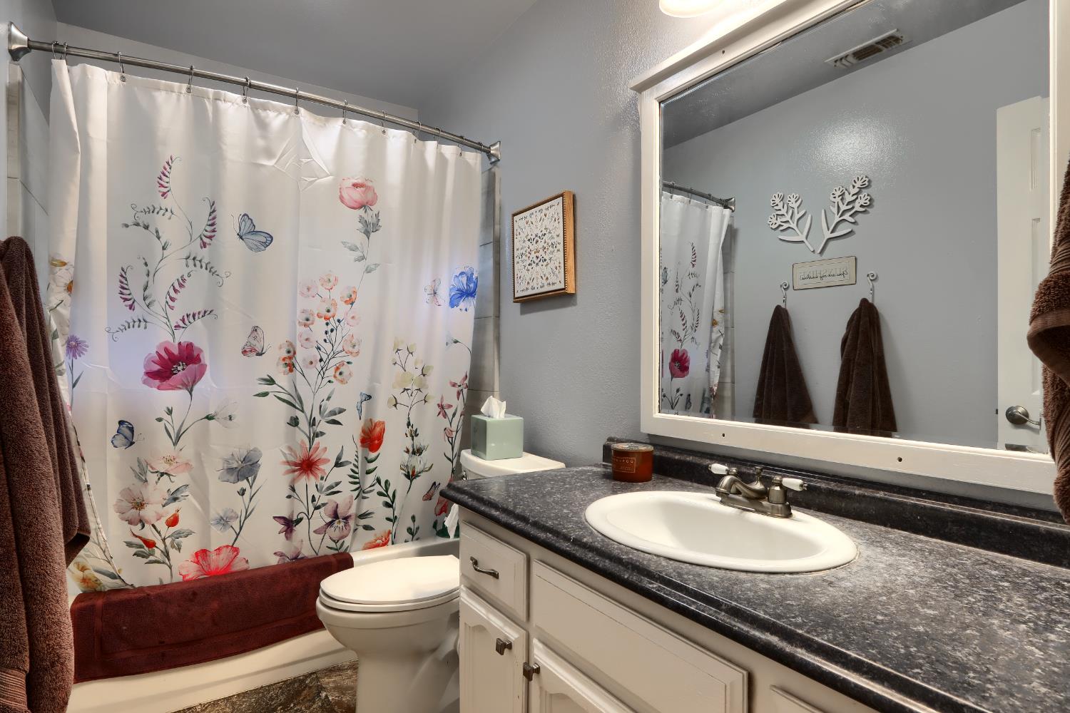 41820 Dillon Cir, Ahwahnee, CA 93601