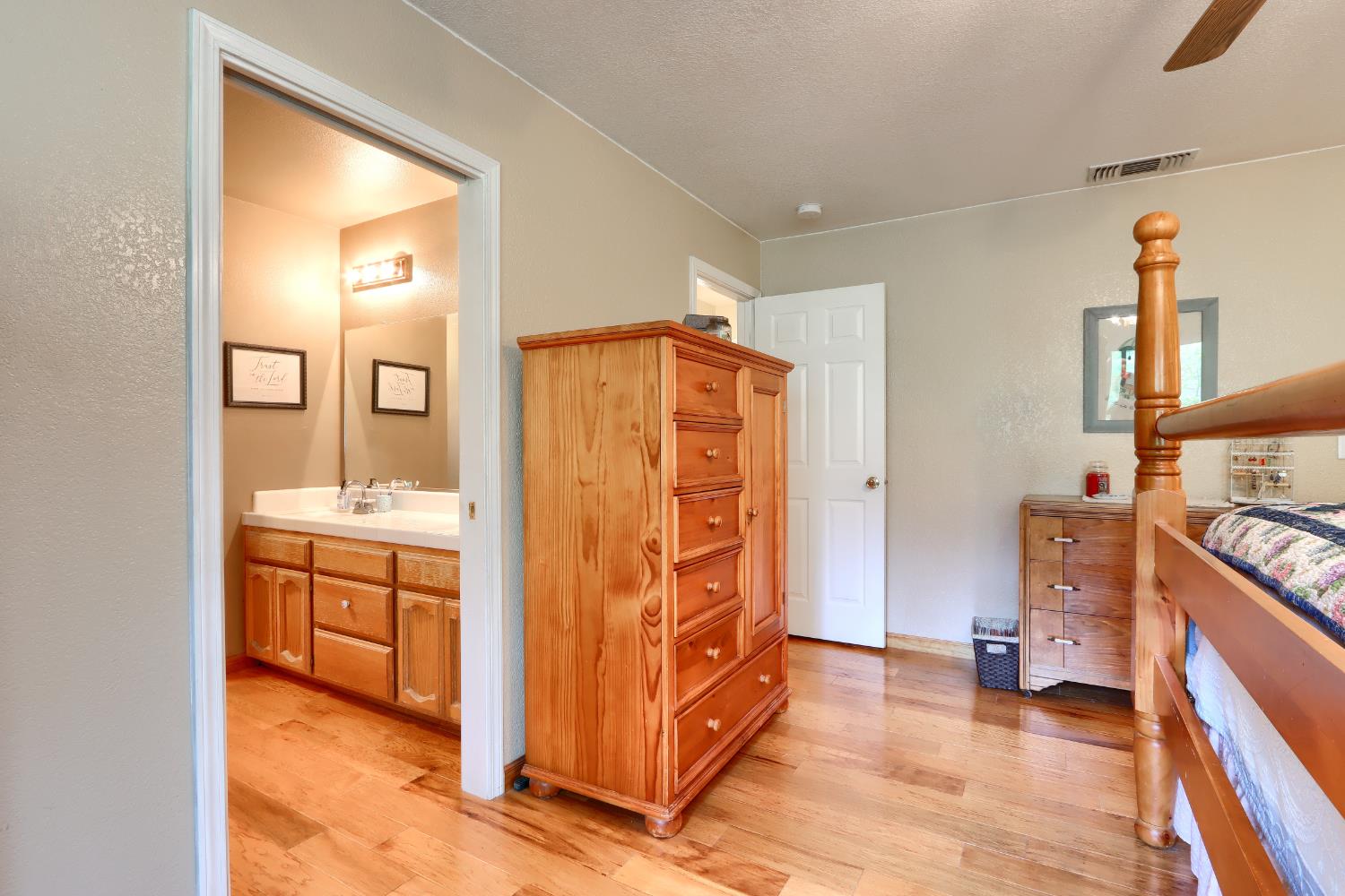 41820 Dillon Cir, Ahwahnee, CA 93601