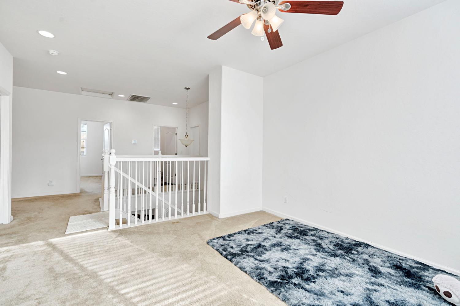 4421 W Pinsapo Dr, Fresno, CA 93722