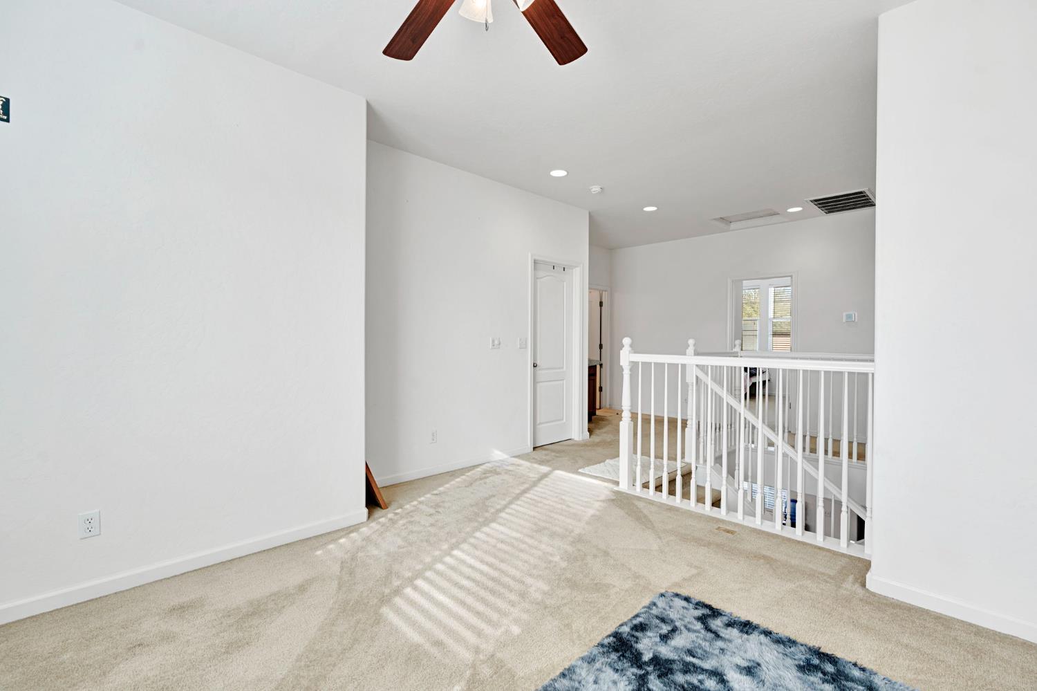 4421 W Pinsapo Dr, Fresno, CA 93722