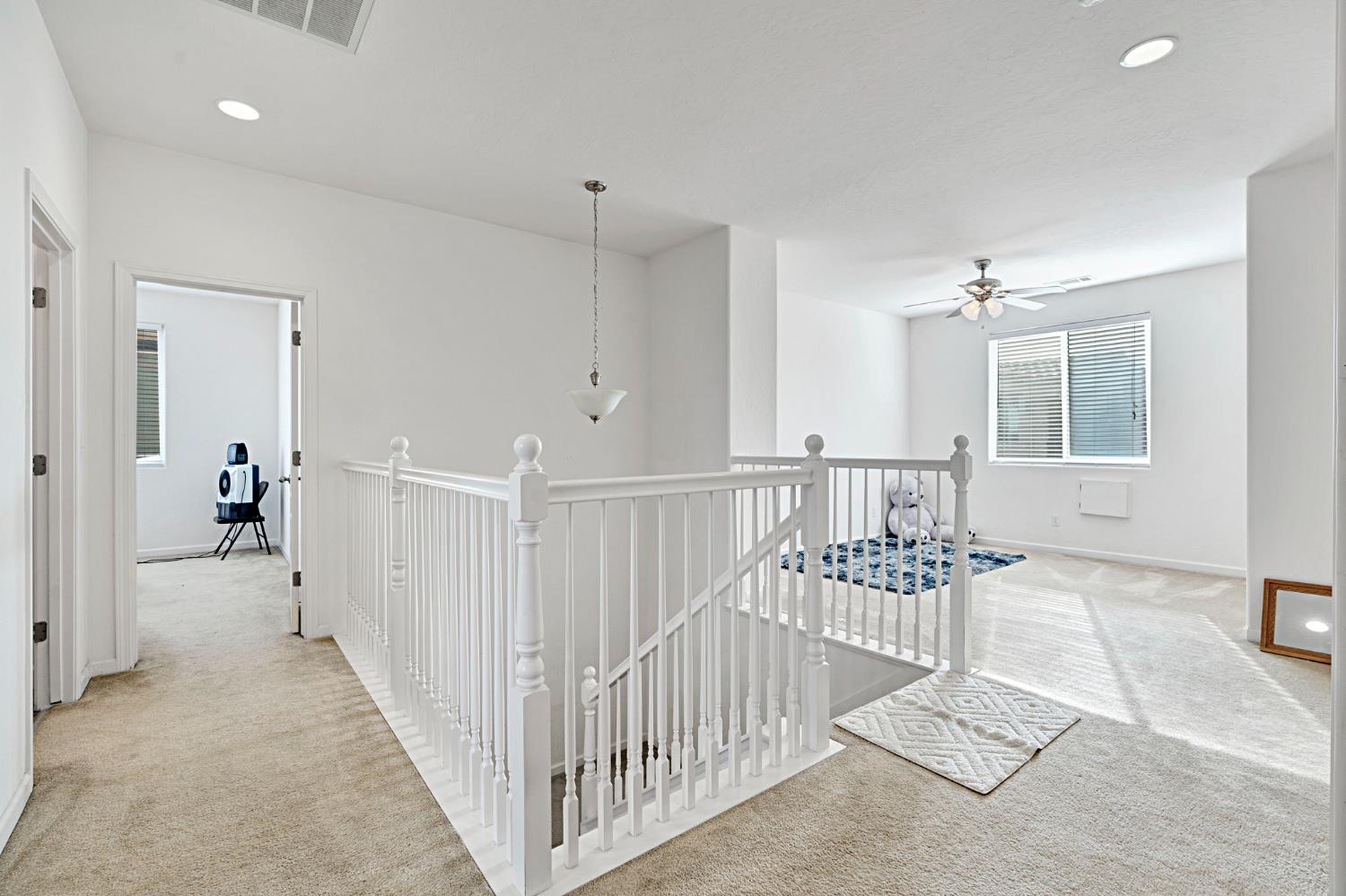 4421 W Pinsapo Dr, Fresno, CA 93722