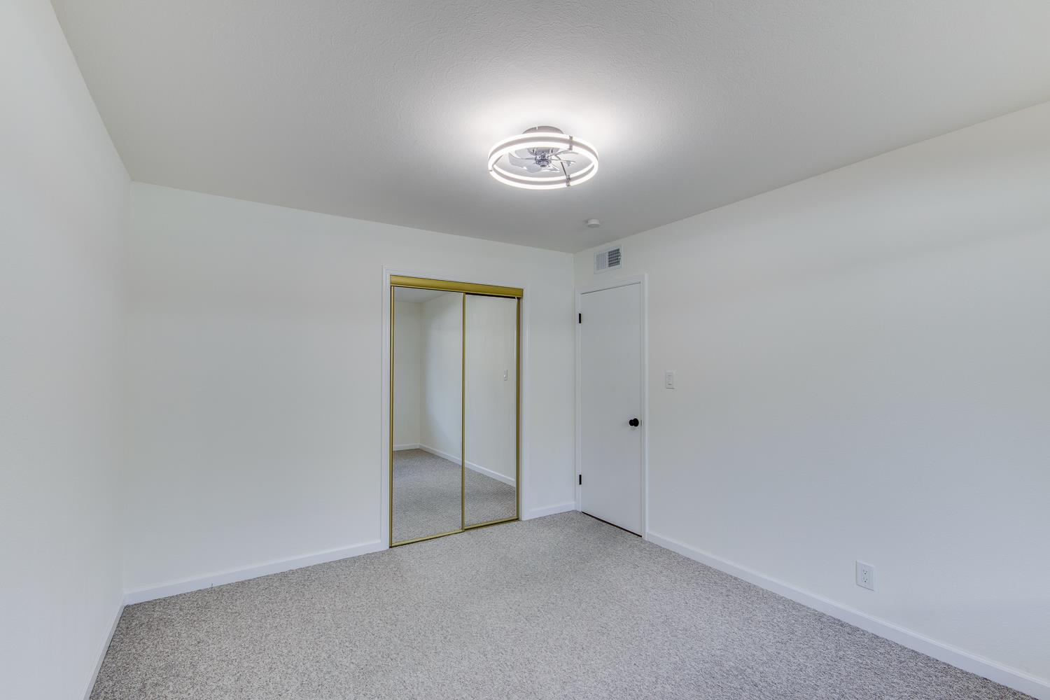 4723 N Angus St, Fresno, CA 93726