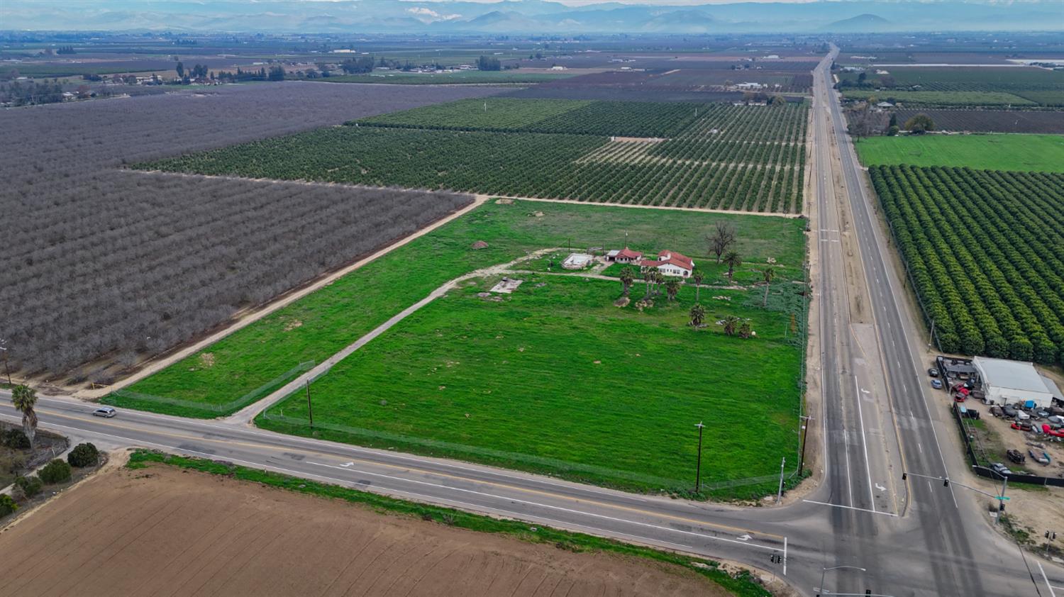 7088 E Jensen Ave, Fresno, CA 93737