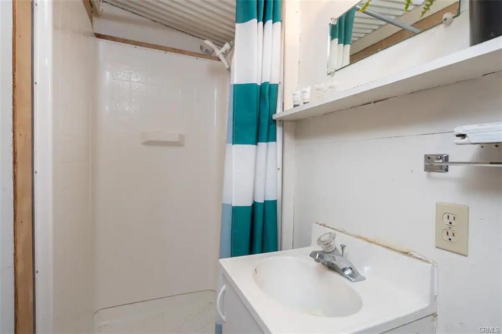 38797 Highway 41, Oakhurst, CA 93644