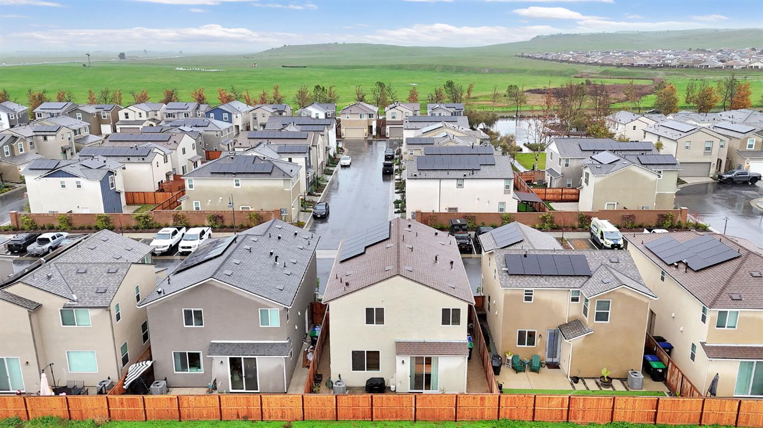 554 Mccaffrey Way, Madera, CA 93636