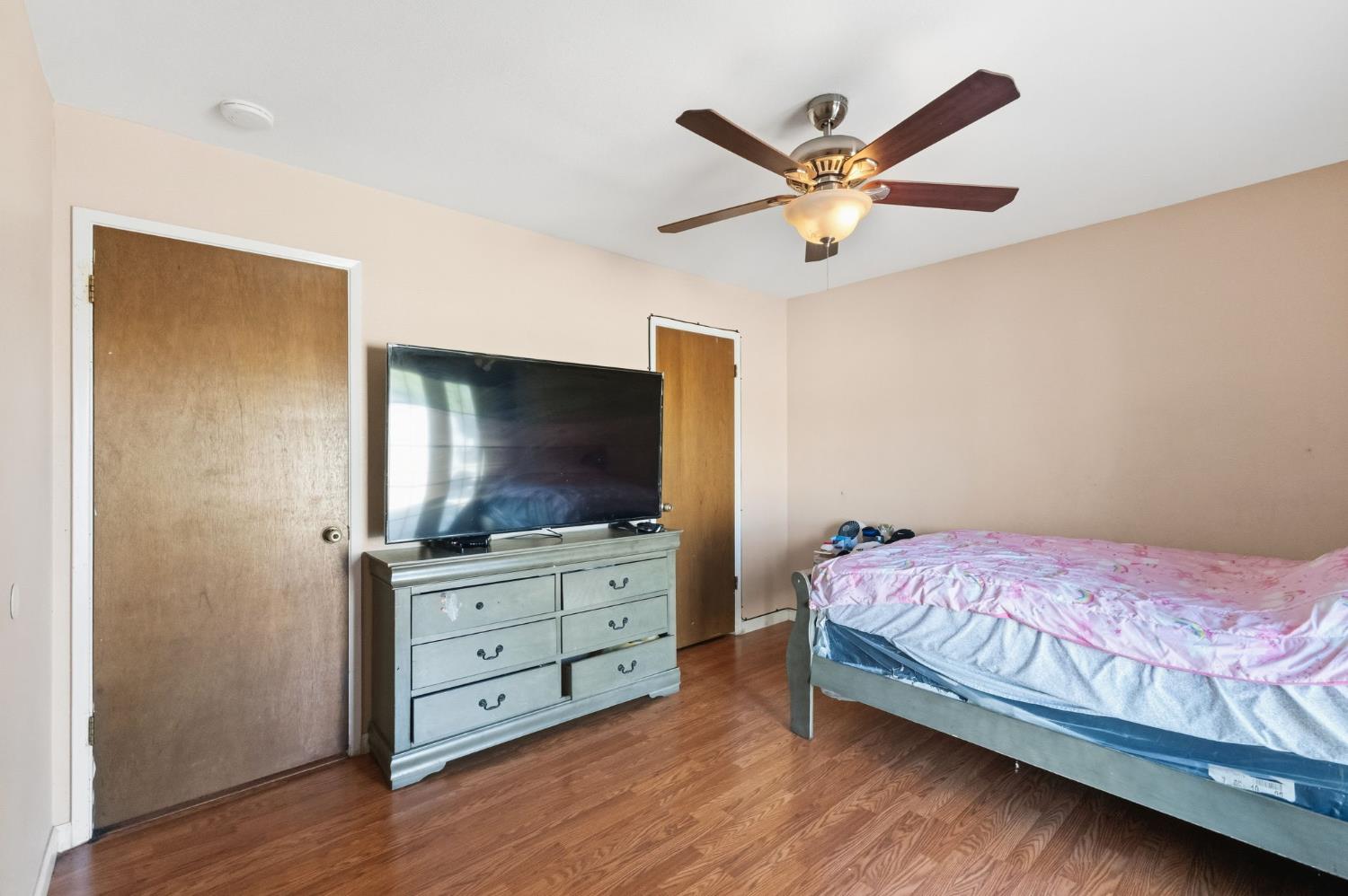 5038 W Donner Ave, Fresno, CA 93722