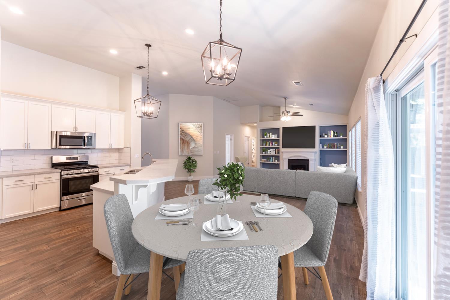 1963 Rialto Ct, Clovis, CA 93611