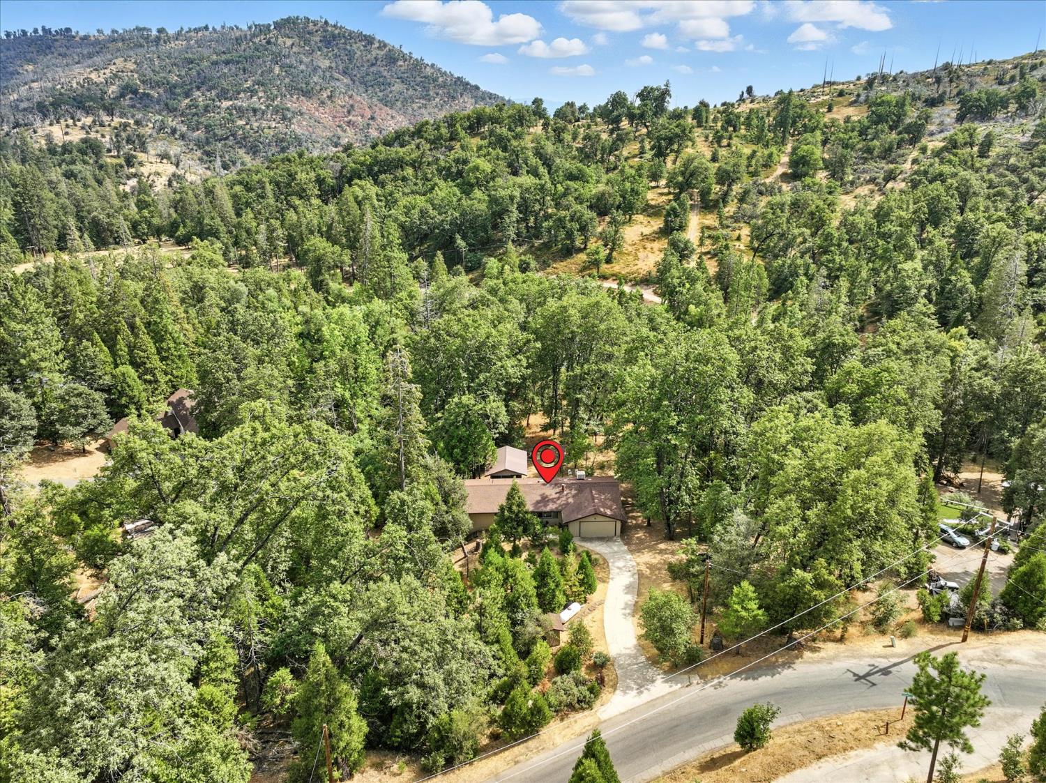 59556 Cascadel Dr, North Fork, CA 93643