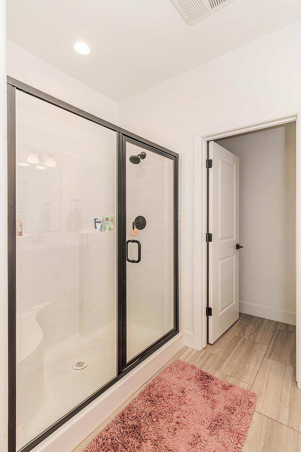 4593 Orchard Hills Rd, Madera, CA 93636