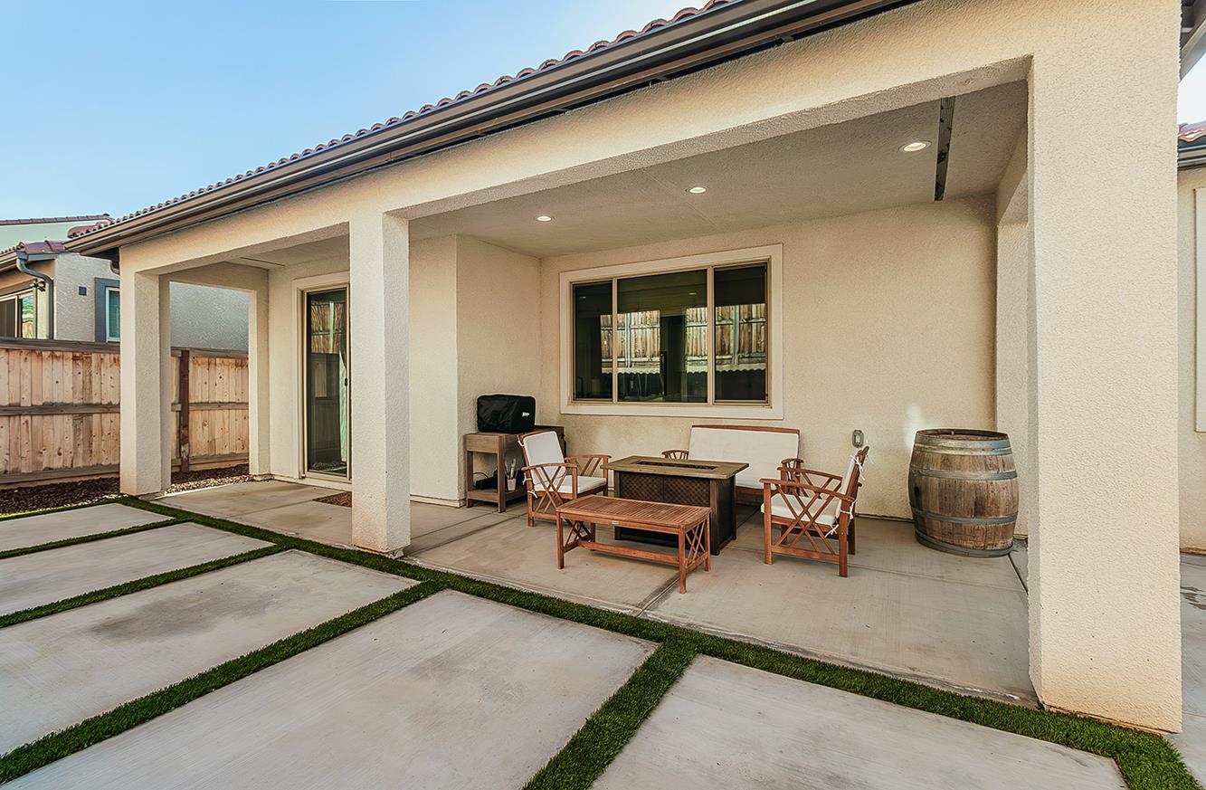 4593 Orchard Hills Rd, Madera, CA 93636