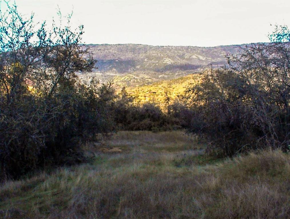 758 High Oaks Ln, Yokuts Valley, CA 93675