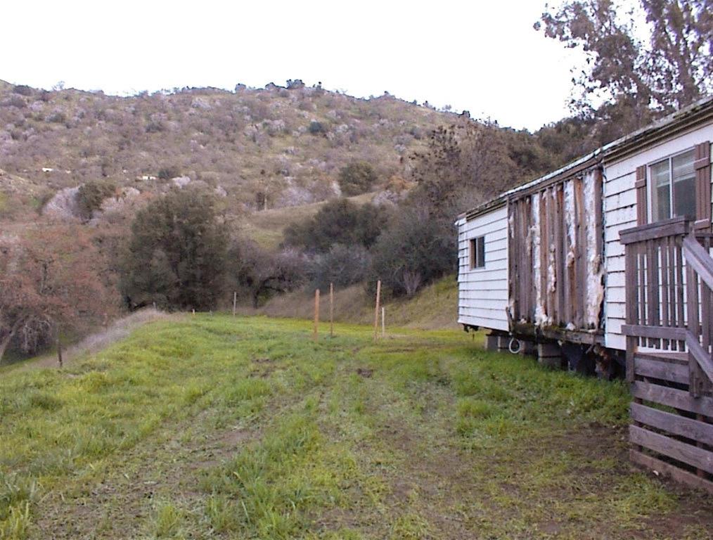 39426 Clover Ln, Yokuts Valley, CA 93675
