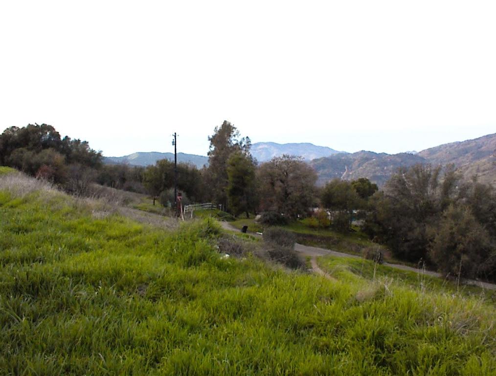 39426 Clover Ln, Yokuts Valley, CA 93675