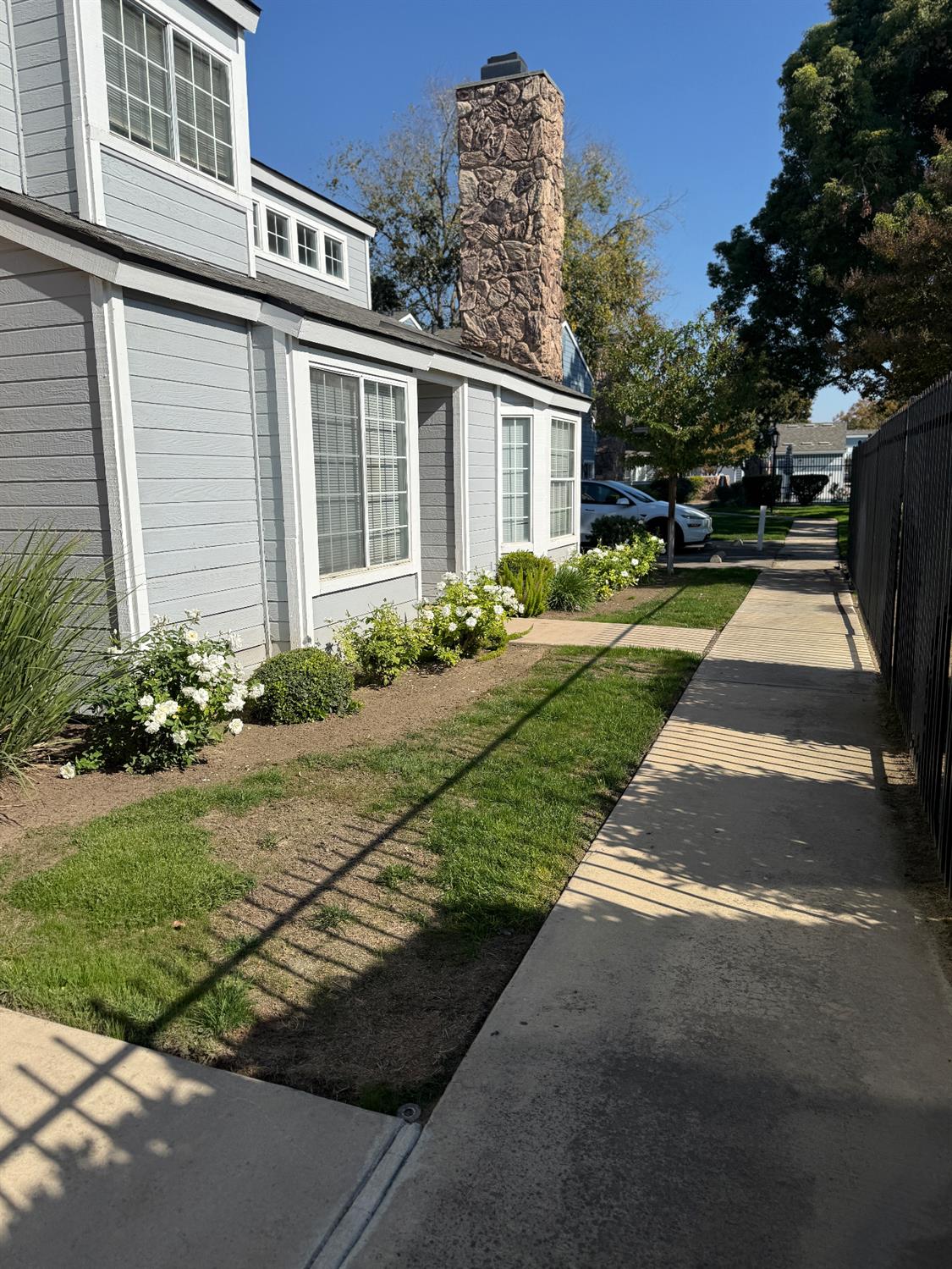 1448 Plymouth Rock Way, Clovis, CA 93612