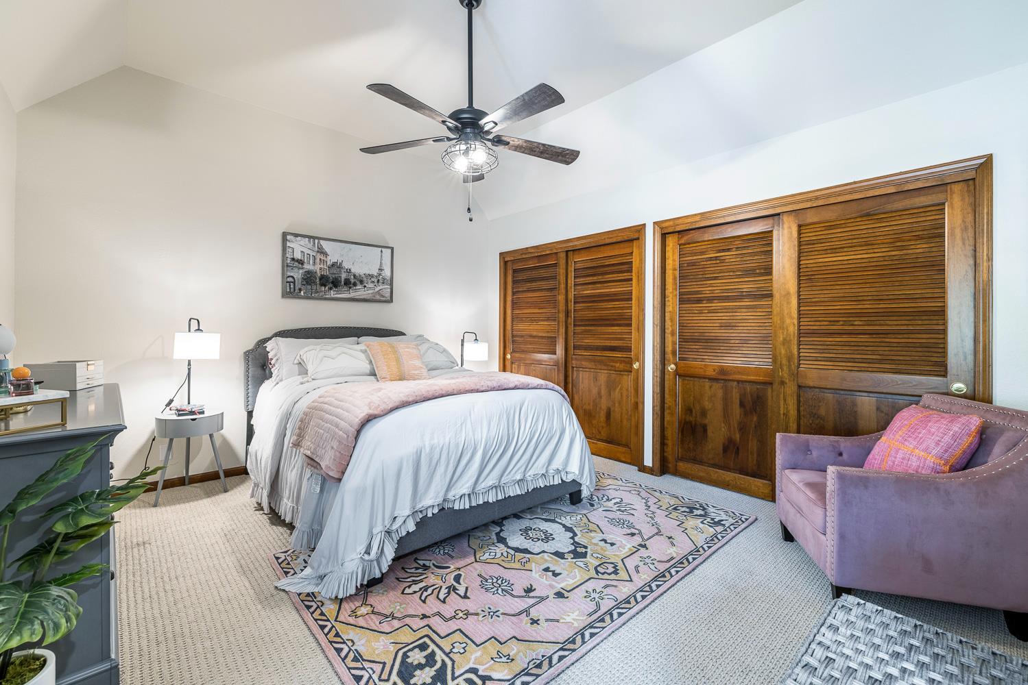 2827 W Compton Ct, Fresno, CA 93711