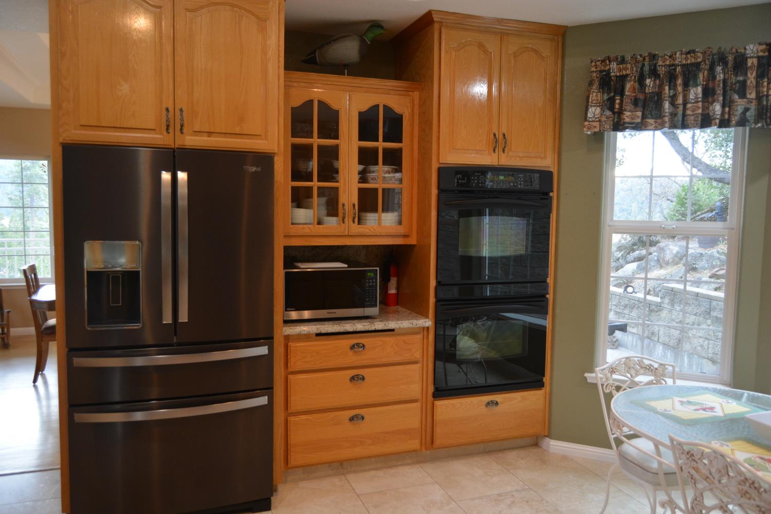 39818 Granite Ridge Lane, Bass Lake, CA 93604