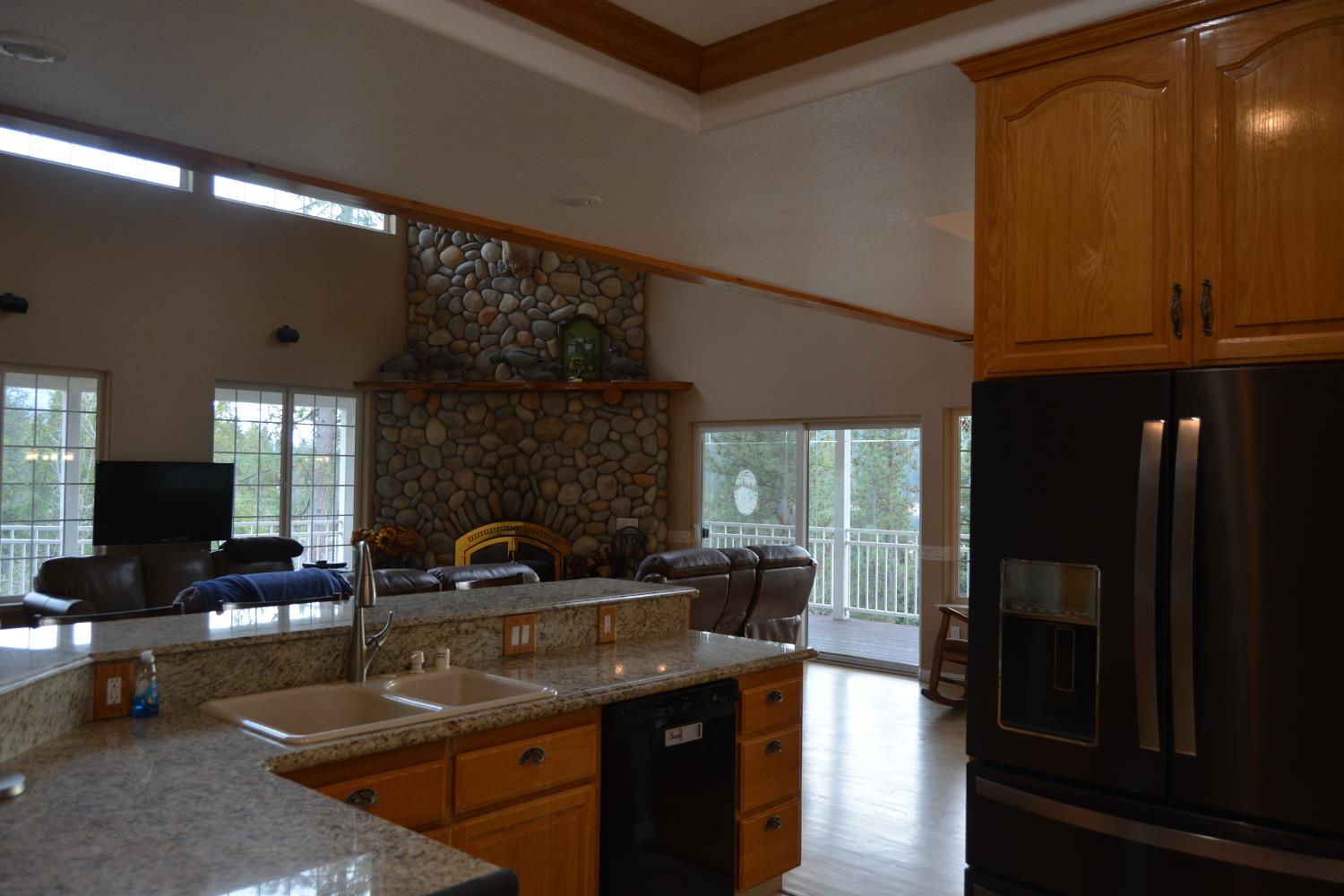 39818 Granite Ridge Lane, Bass Lake, CA 93604