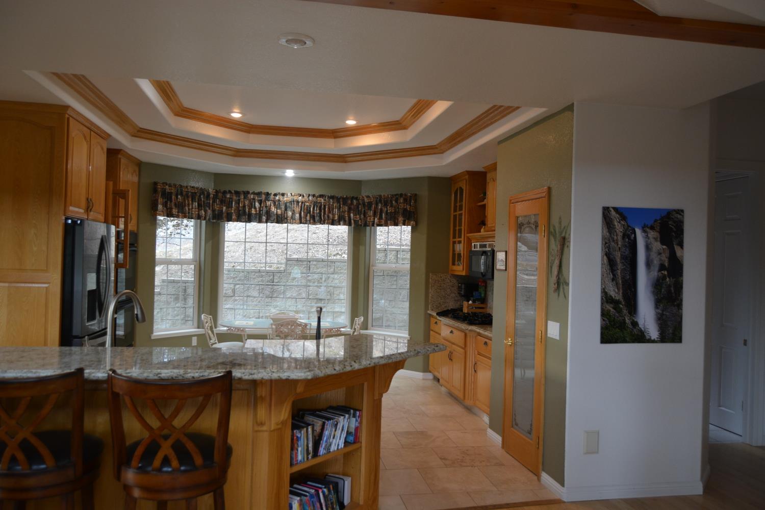 39818 Granite Ridge Lane, Bass Lake, CA 93604