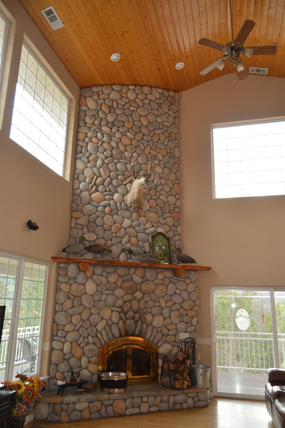 39818 Granite Ridge Lane, Bass Lake, CA 93604