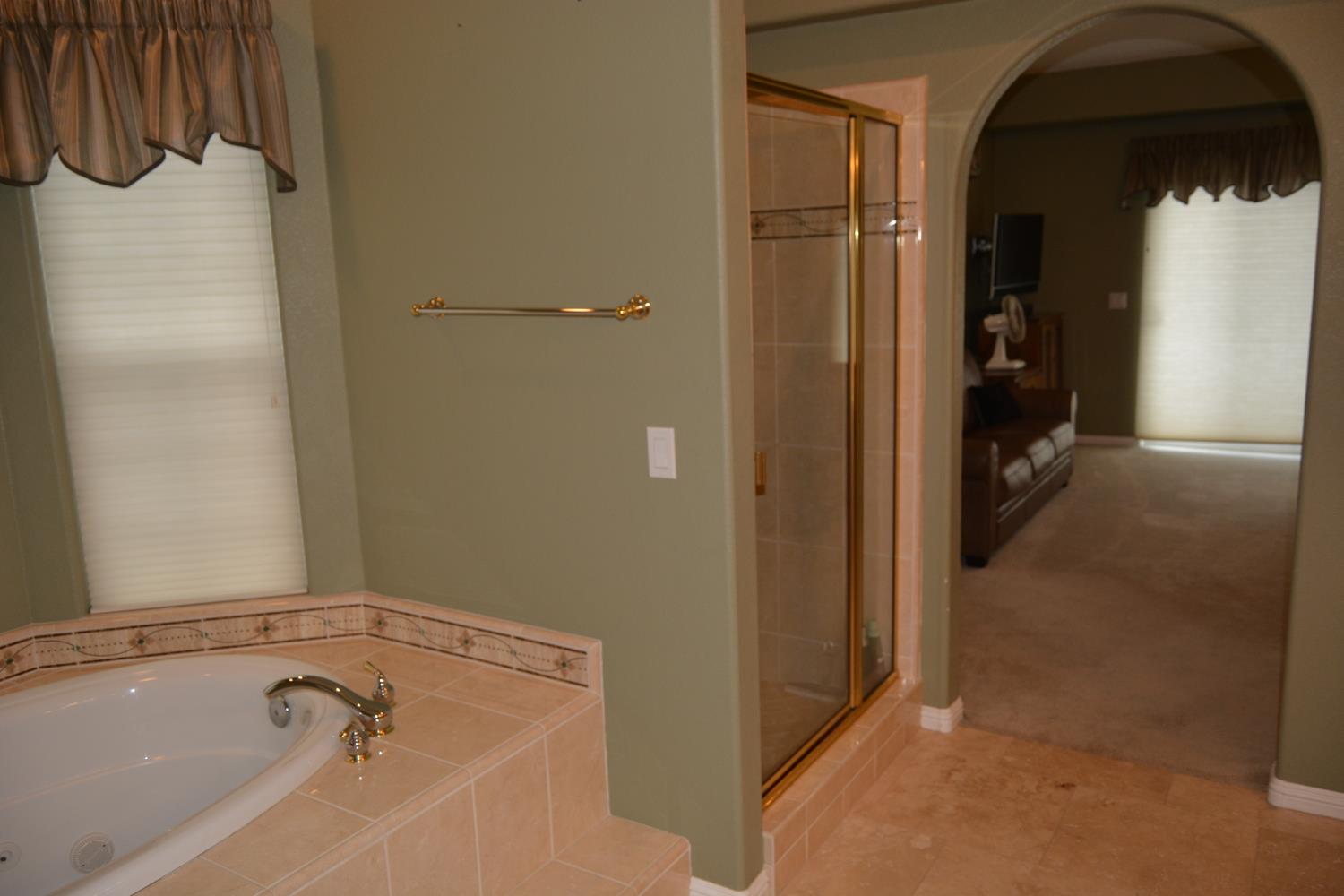 39818 Granite Ridge Lane, Bass Lake, CA 93604