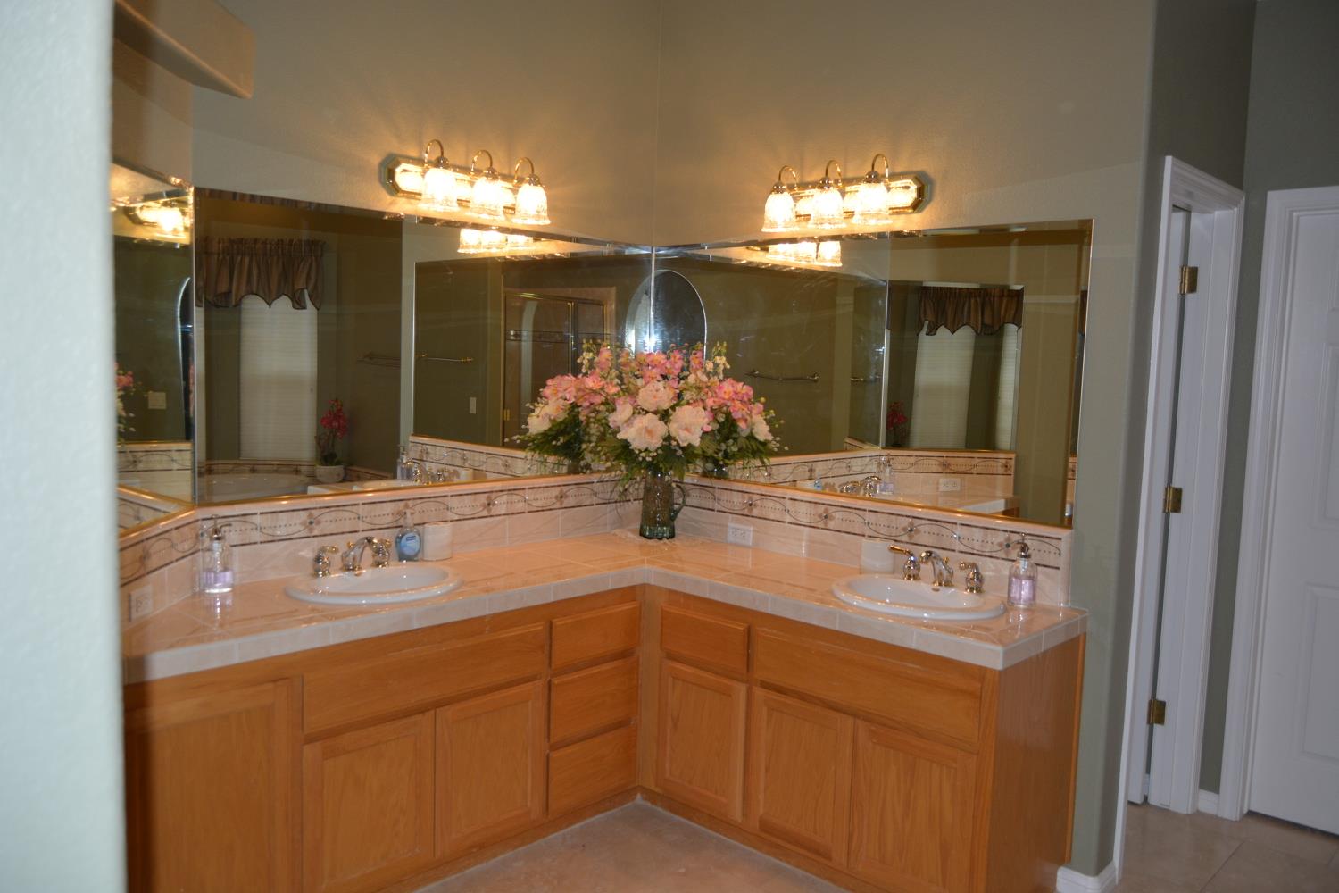 39818 Granite Ridge Lane, Bass Lake, CA 93604