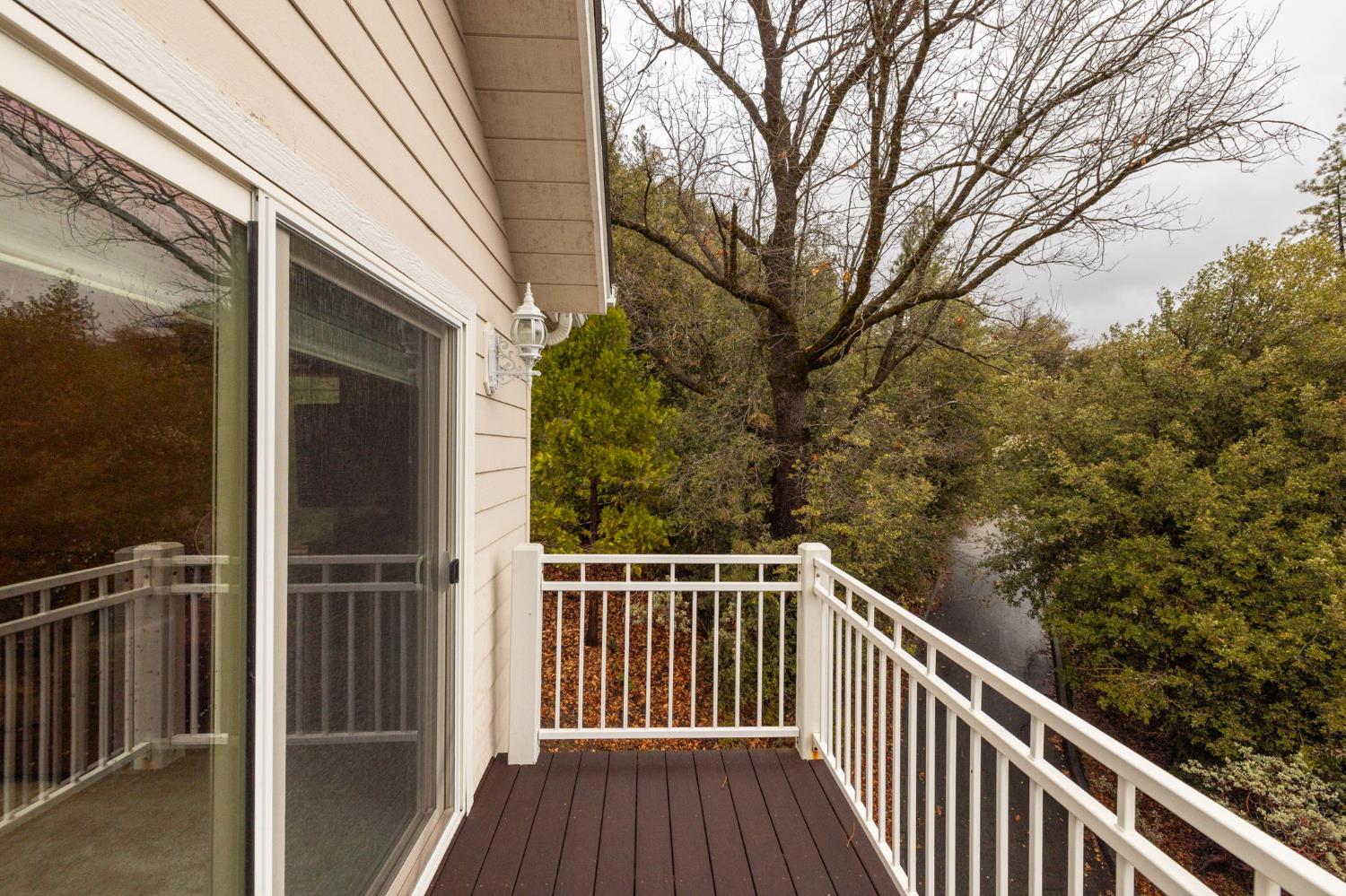 39818 Granite Ridge Lane, Bass Lake, CA 93604