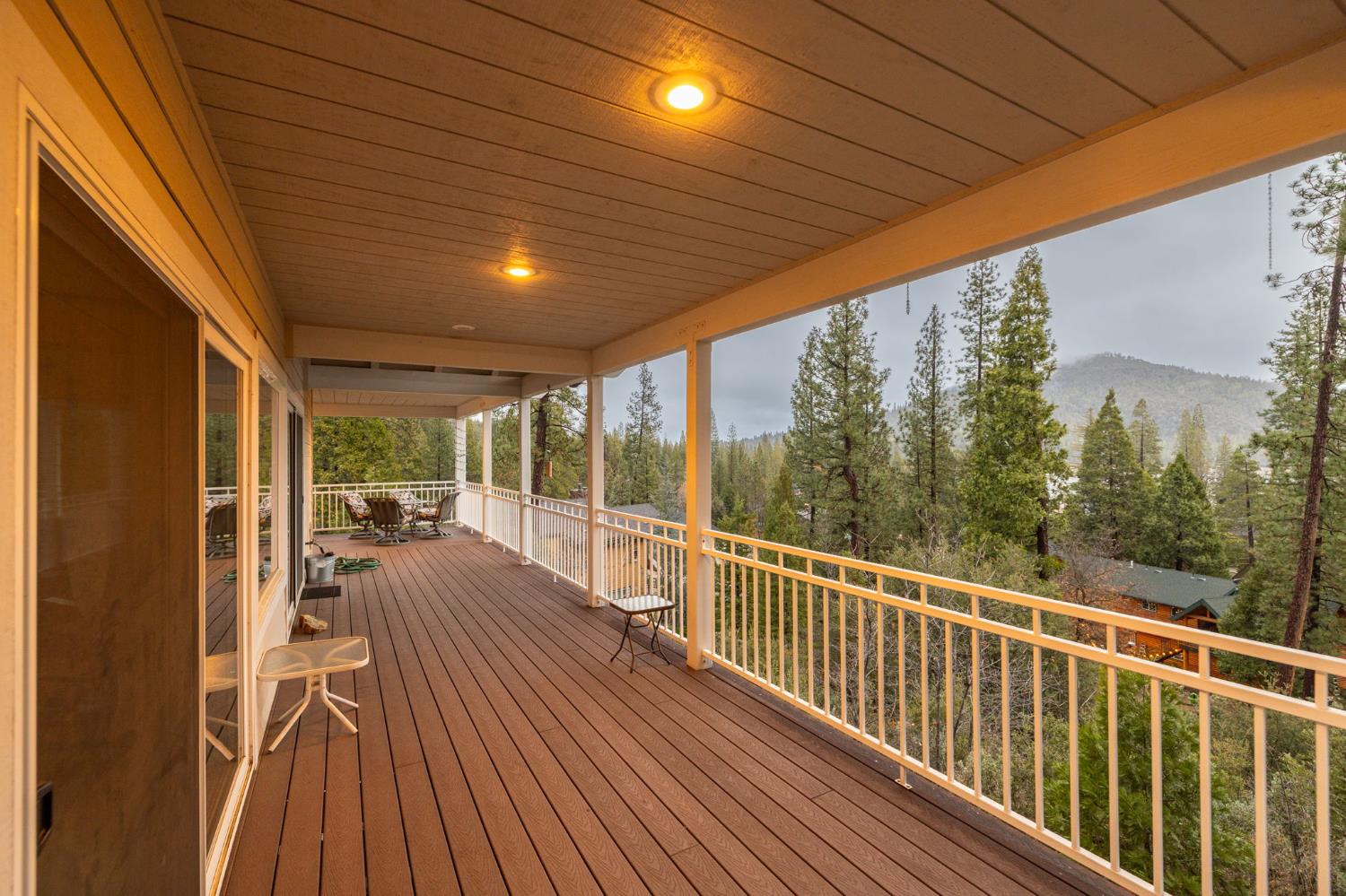 39818 Granite Ridge Lane, Bass Lake, CA 93604