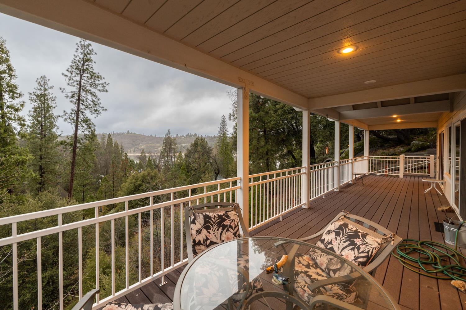 39818 Granite Ridge Lane, Bass Lake, CA 93604