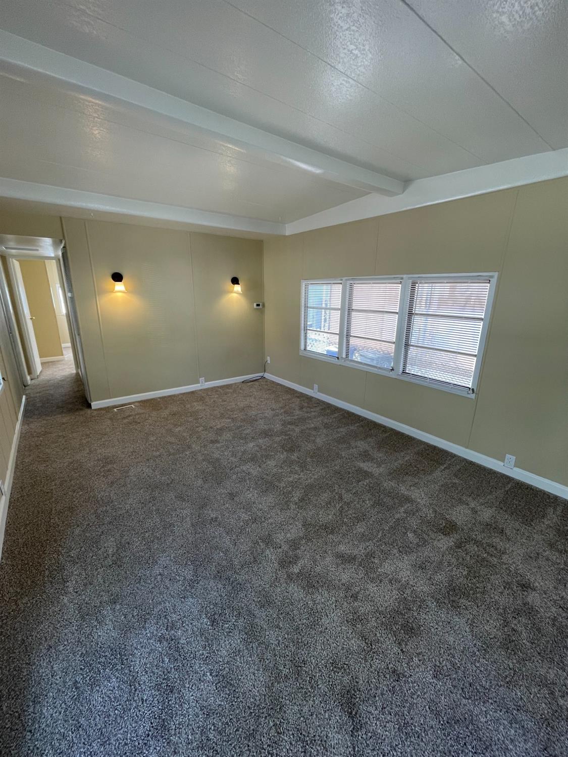 1272 villa Ave #69, Clovis, CA 93612