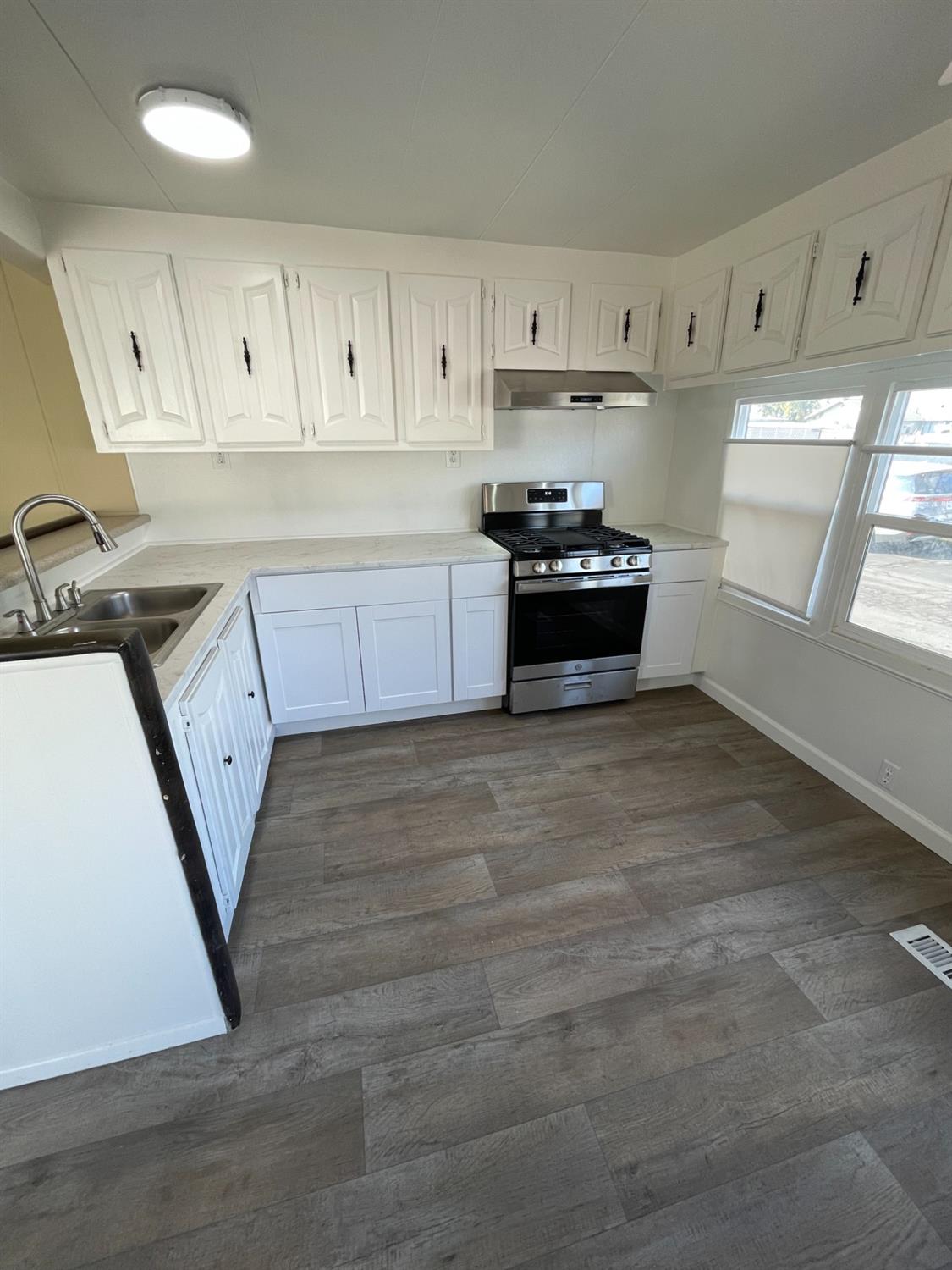 1272 villa Ave #69, Clovis, CA 93612