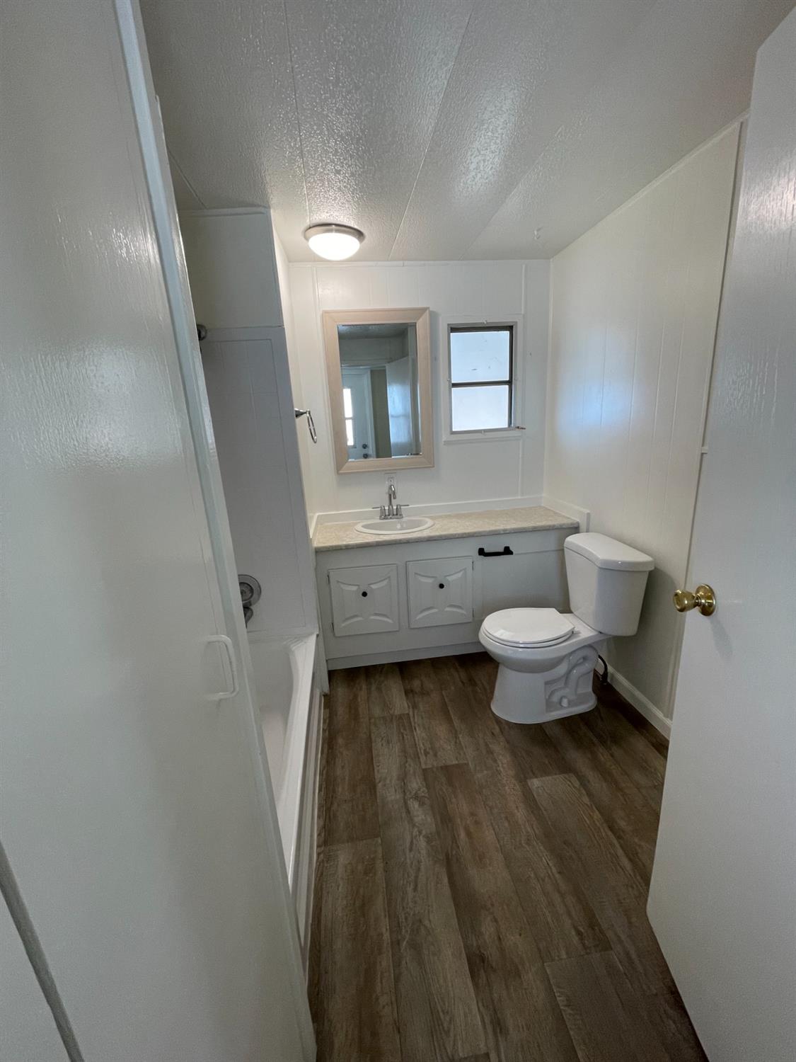 1272 villa Ave #69, Clovis, CA 93612