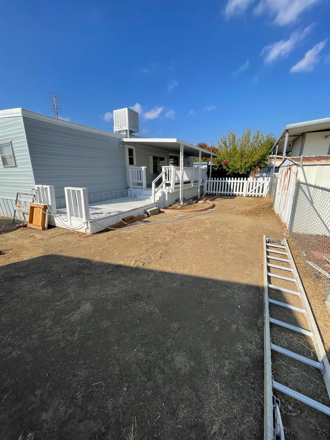 1272 villa Ave #69, Clovis, CA 93612