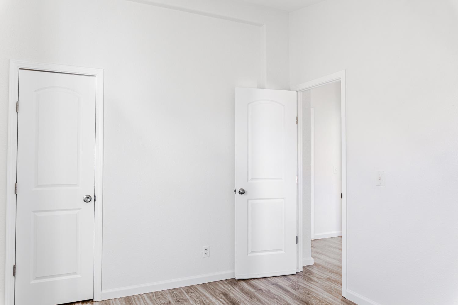 16660 Almond St, Huron, CA 93234