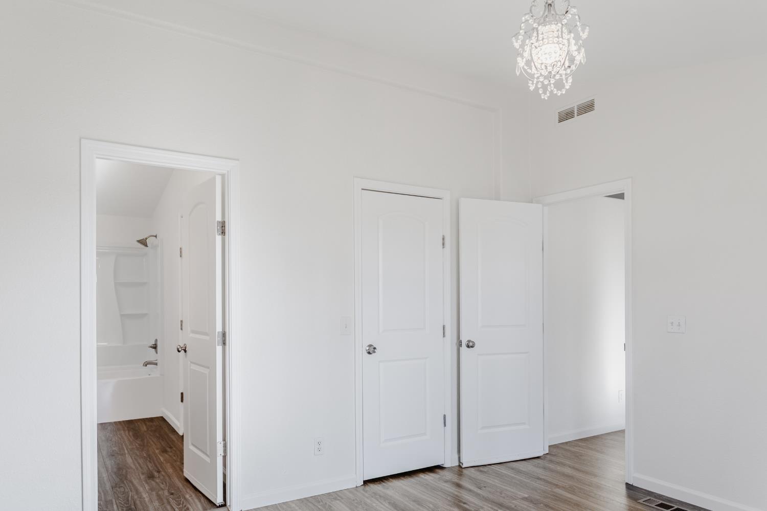 16660 Almond St, Huron, CA 93234