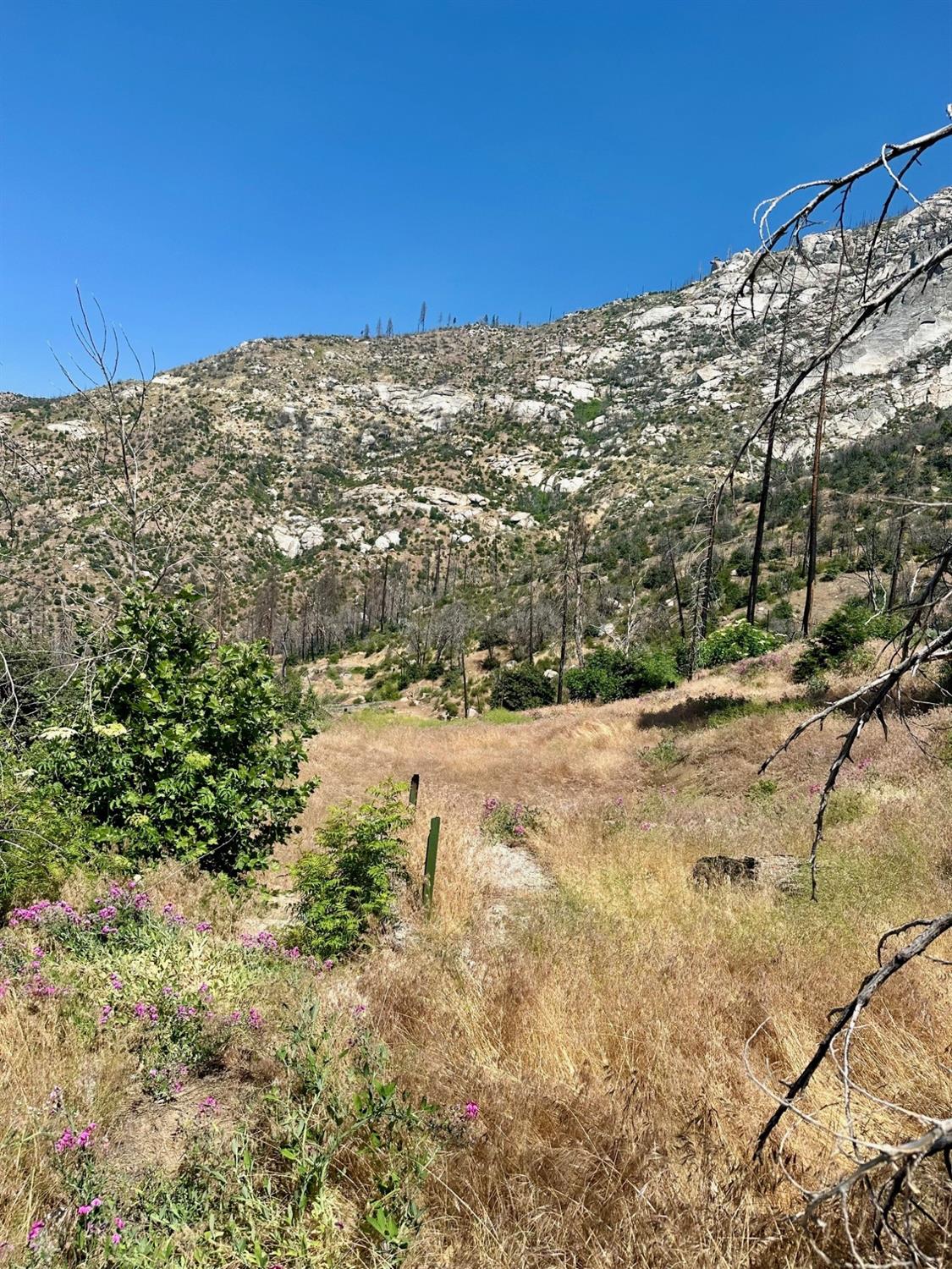 55178 Huntington Lake Road, Big Creek, CA 93605