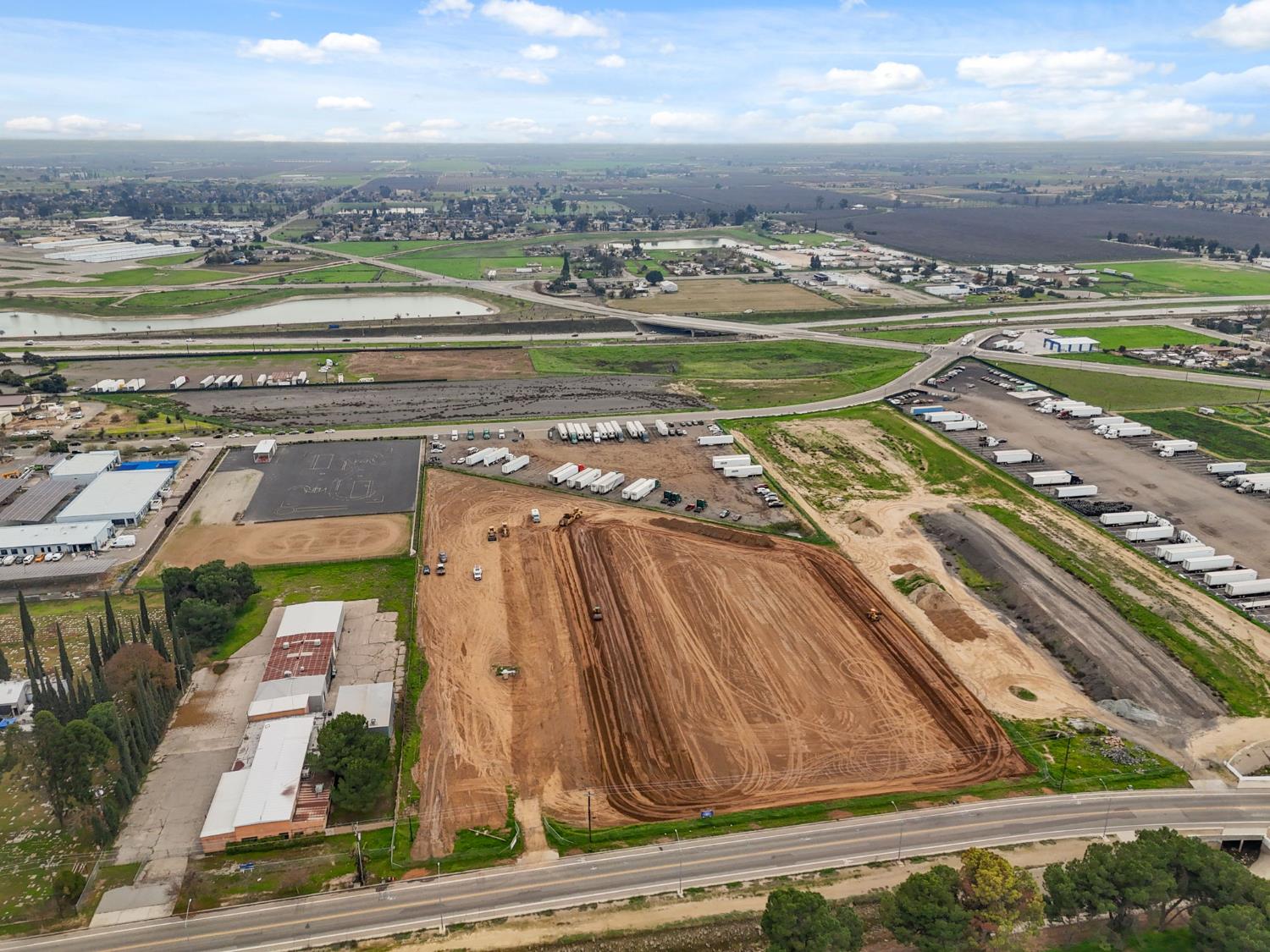 1604 W Dan Ronquillo Dr, Fresno, CA 93706