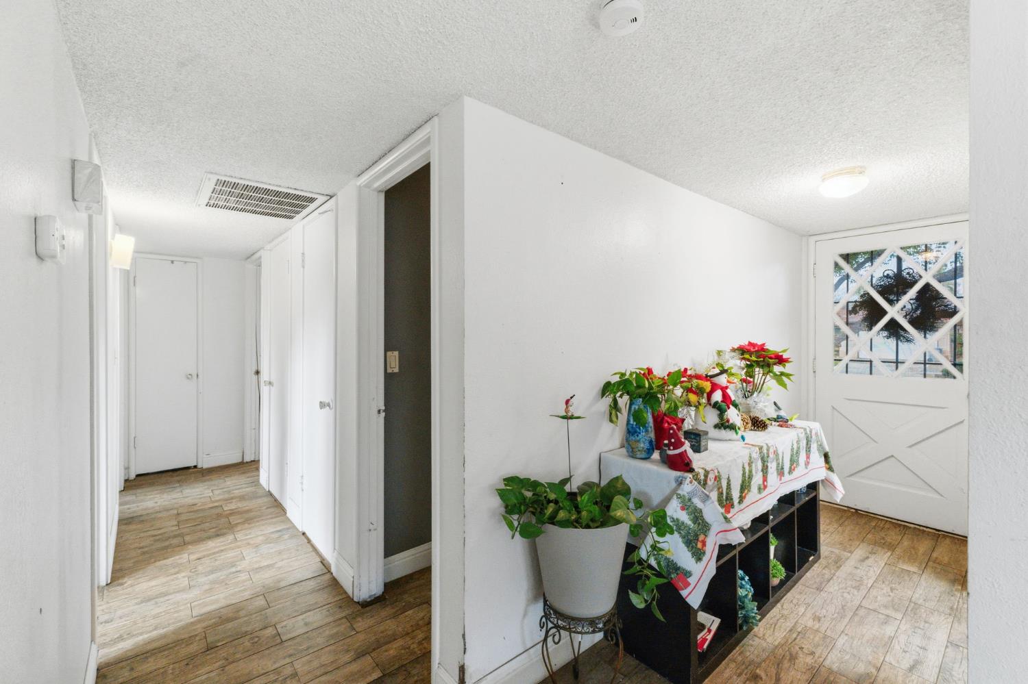 1443 E Palo Alto Ave, Fresno, CA 93710