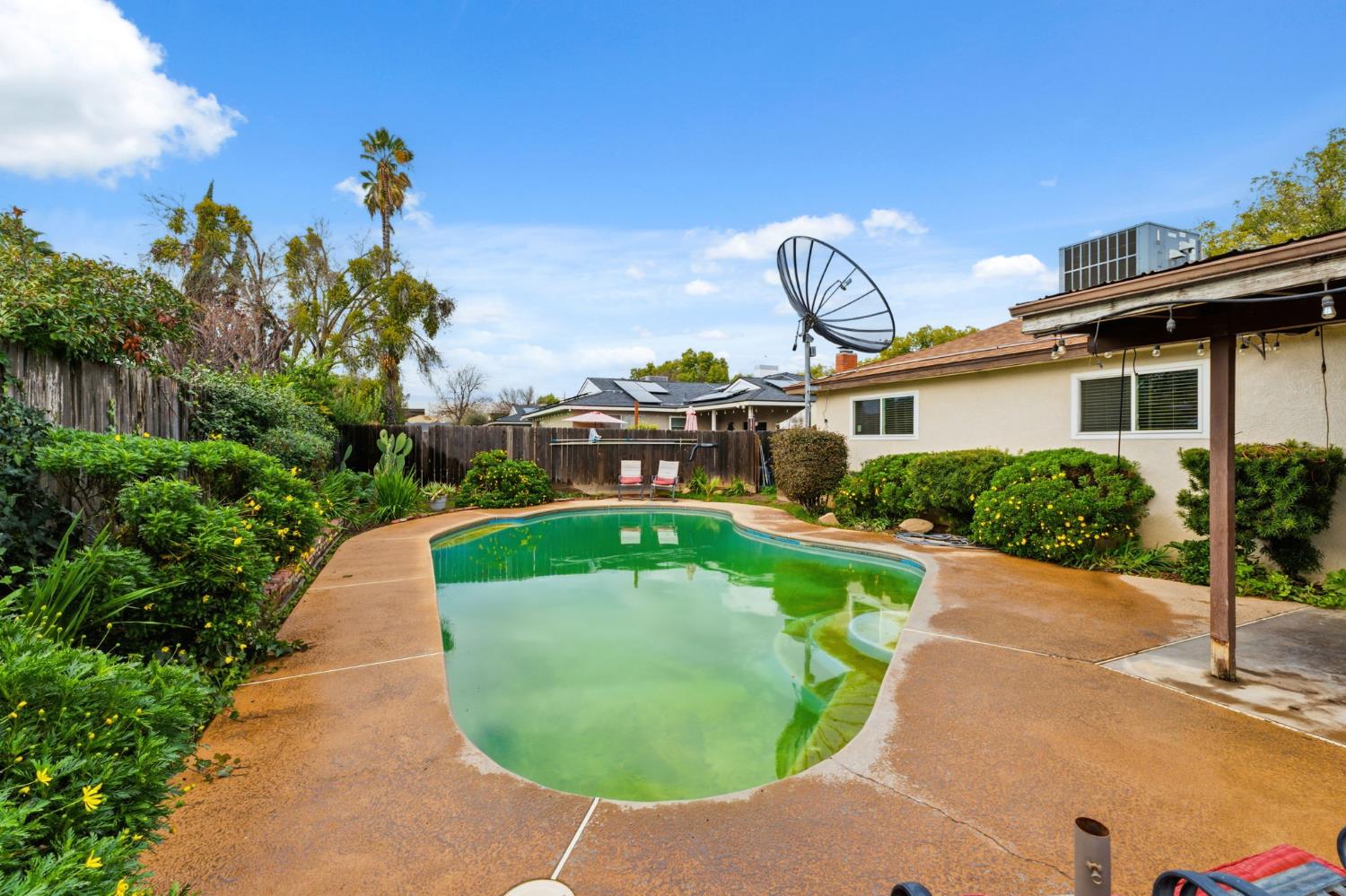 1443 E Palo Alto Ave, Fresno, CA 93710