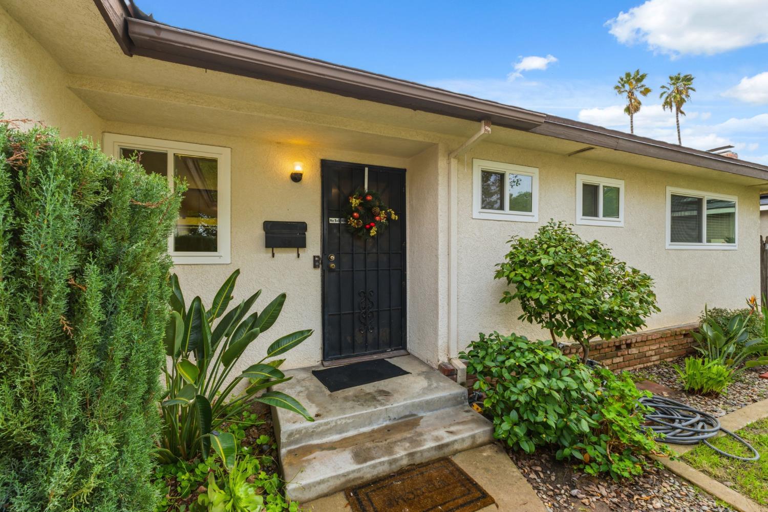 1443 E Palo Alto Ave, Fresno, CA 93710