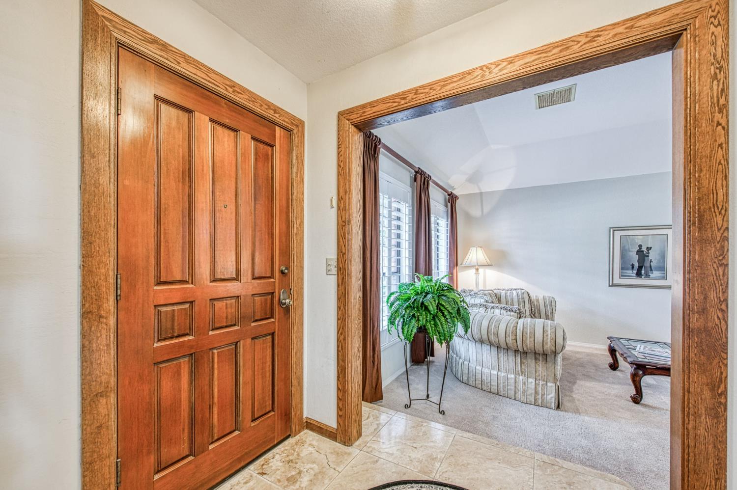 1167 Mill St, Selma, CA 93662